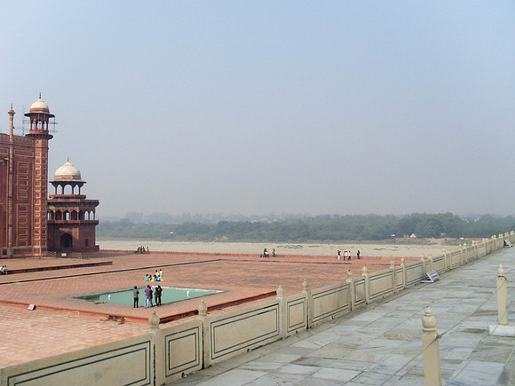 Courtyard at Taj Mahal 1